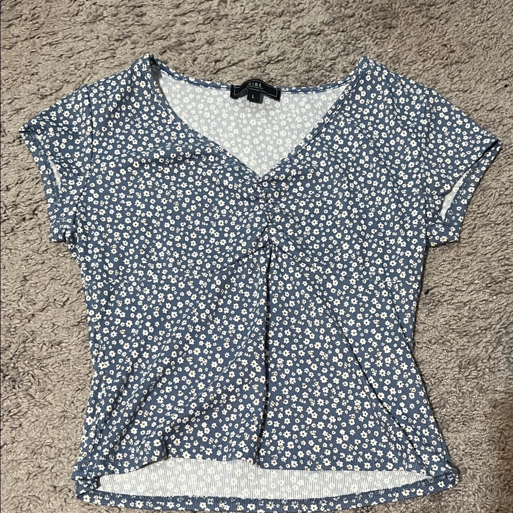 Vibe Blue Floral Short Sleeve Tee
